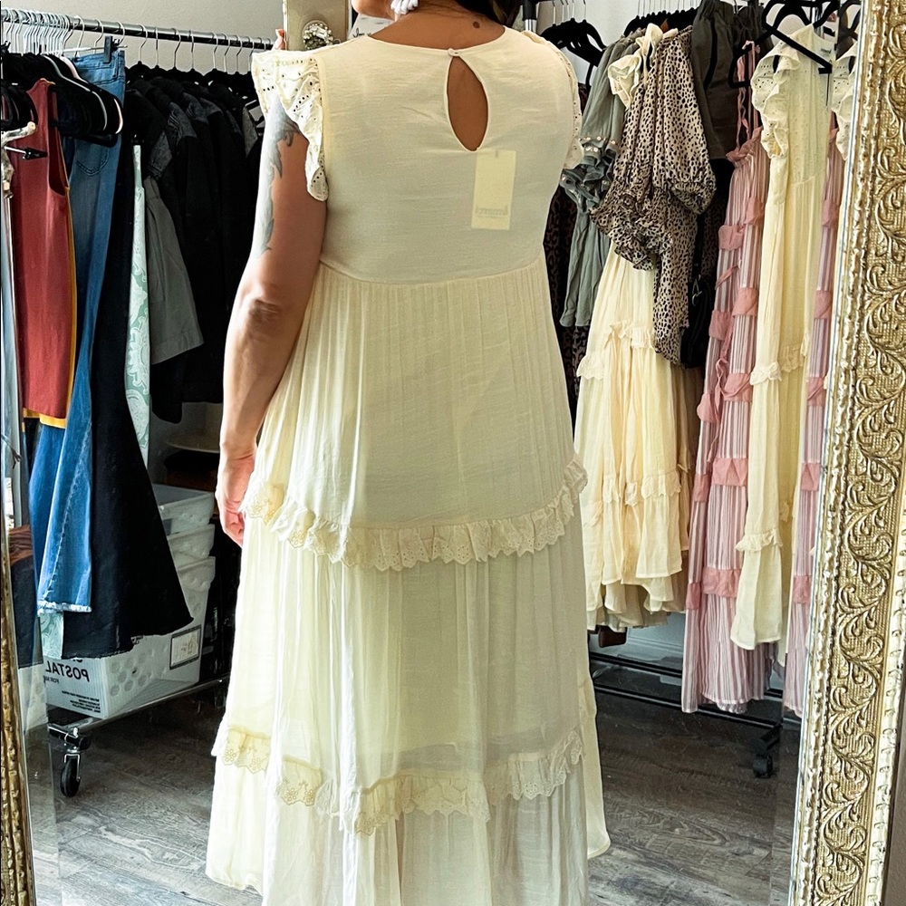 Buttercream Eyelet Dress - Picture 3 of 6